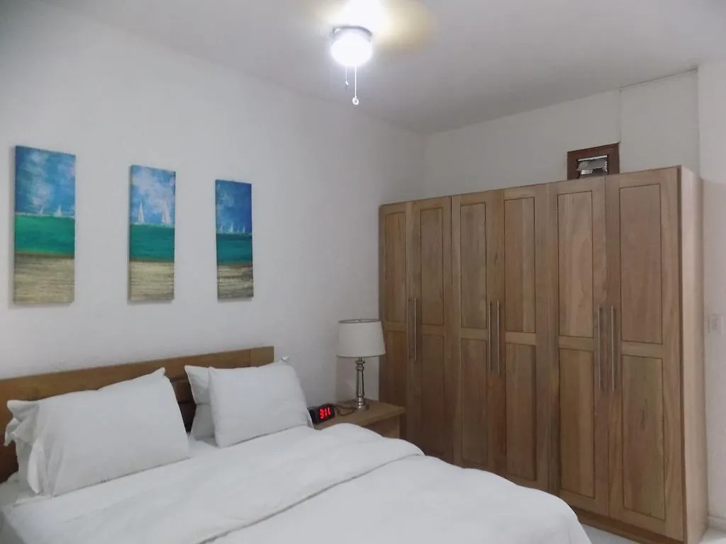 Residences Talou Pétionville Hotel apartamentowy